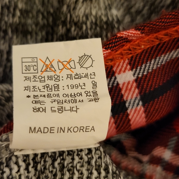 Millruwya top (made in Korea) - Picture 8 of 11